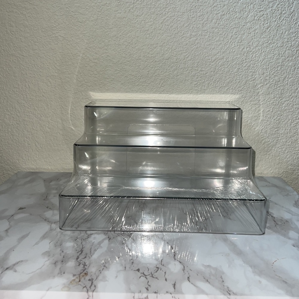 (2 pack) - The Home Edit 3-Tier Riser - Picture 4 of 9